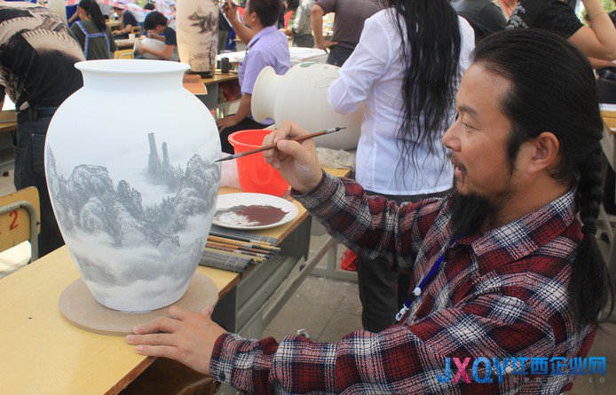 2013年&ldquo;振興杯&rdquo;暨古窯&ldquo;圣火杯&rdquo;陶瓷行業(yè)技能賽開(kāi)賽