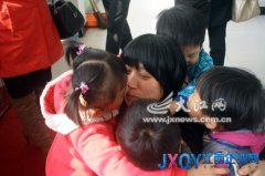 鷹潭曹有紅幫助20多位孩子回到有聲世界