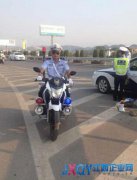 景德鎮(zhèn)交警維護瓷博會主會場周邊道路交通環(huán)境