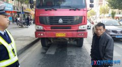 黃牌貨車駕駛員遇交警檢查棄車而去