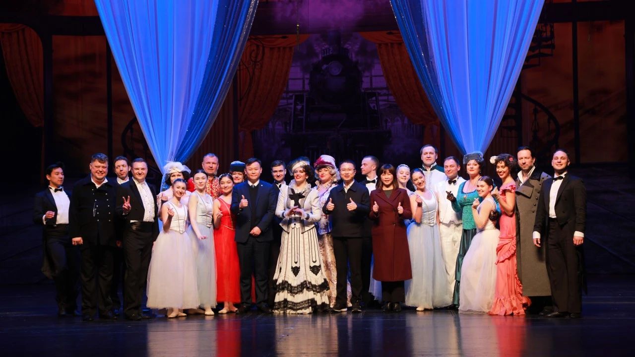 富德生命人壽江西分公司盛邀VIP客戶(hù)共賞《安娜&middot;卡列尼娜》