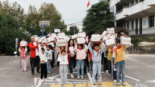 與希望同行&mdash;&mdash;平安人壽江西分公司支教行動圓滿結(jié)束